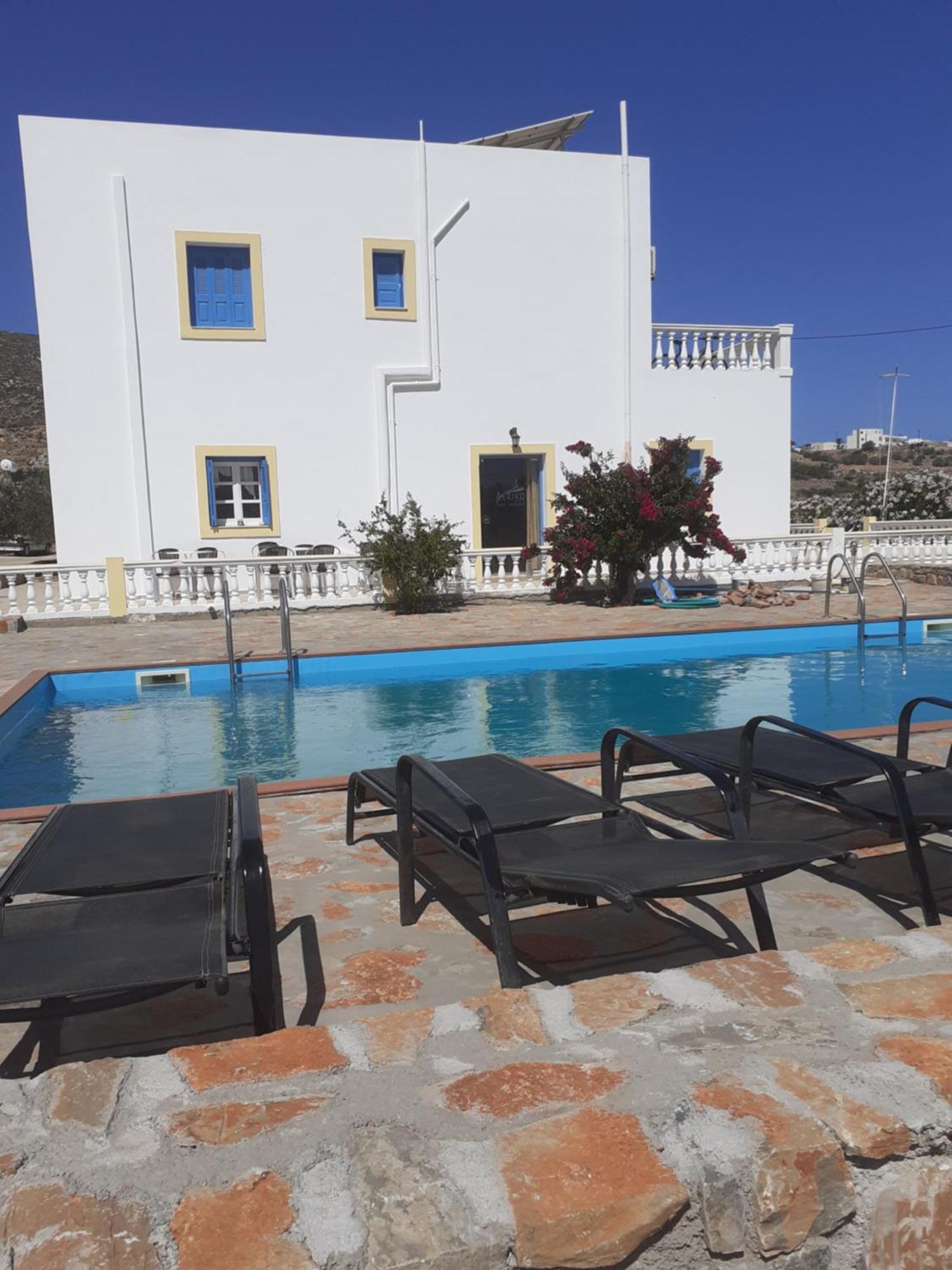 Aeriko Hotel Apartments Agia Marina  Exteriör bild