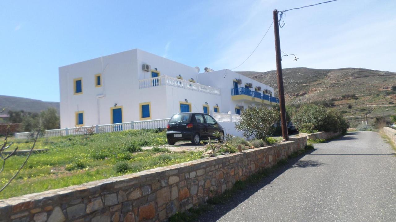 Aeriko Hotel Apartments Agia Marina  Exteriör bild